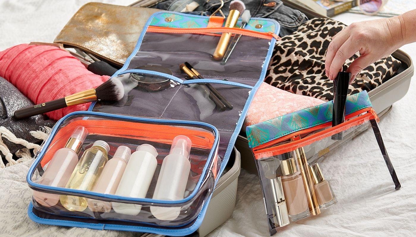 What I Pack In My Carry-On When I Travel + Best Way To Stay Organized