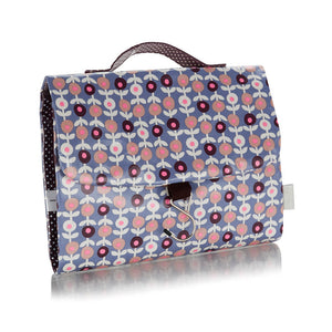 hanging wash bag in lorton smoke print 